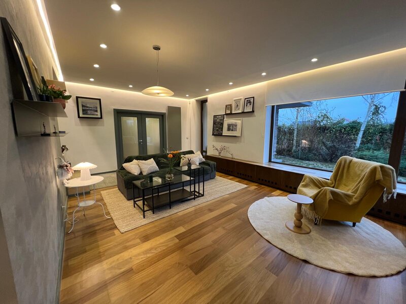 Gulia, 3 km de Buftea, inchiriere vila lux